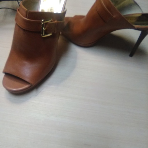 Michael Kors Pumps - Picture 2 of 7